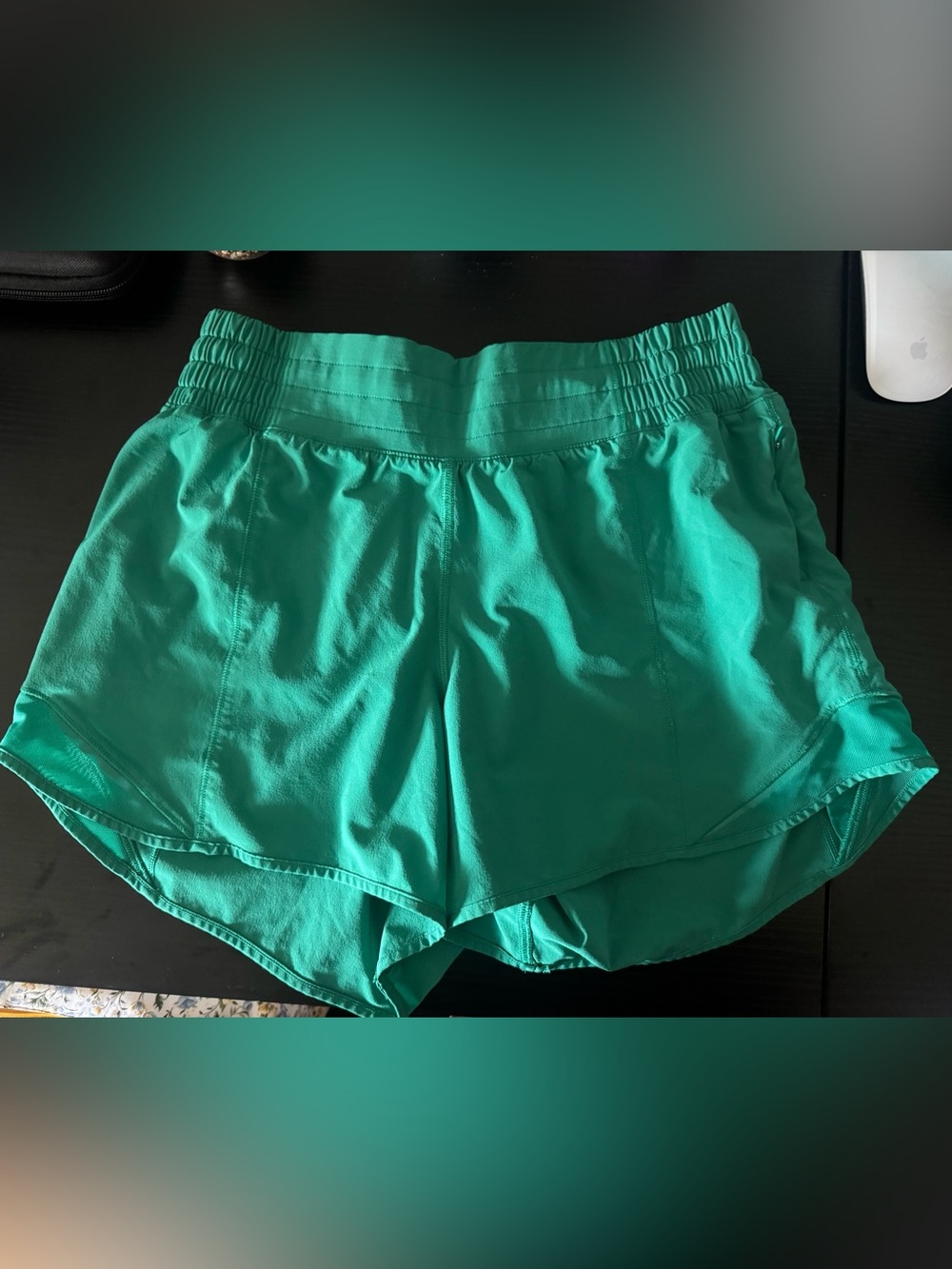 4in lulu shorts!